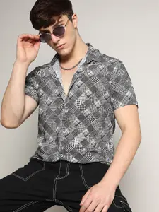 Campus Sutra Relaxed Geometric Printed Cotton Casual Shirt