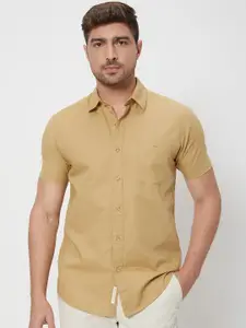 Mufti Spread Collar Slim Fit Opaque Cotton Casual Shirt