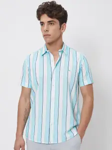 Mufti Slim Fit Vertical Striped Cotton Casual Shirt
