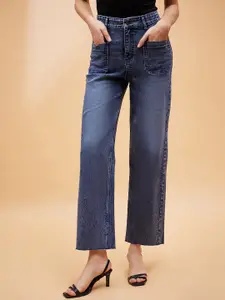 SASSAFRAS BASICS Women Straight Fit Light Fade Jeans