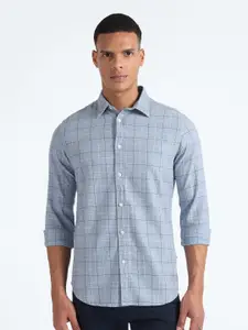 Flying Machine Slim Fit Opaque Checked Cotton Casual Shirt
