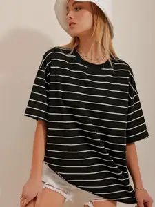 Trend Alacati stili Striped Drop-Shoulder Sleeves Monochrome Cotton T-shirt