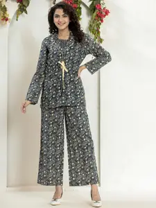 FEATHERS CLOSET Printed Pure Cotton Top with Trousers & Shrug