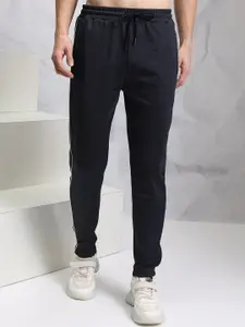 HIGHLANDER Men Mid-Rise Joggers Trousers