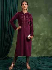 Vishudh Floral Embroidered Mandarin Collar Kurta