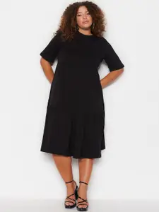 Trendyol Plus Size Round Neck Short Sleeves Cotton A-Line Midi Dress