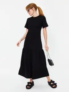 Trendyol Round Neck Maxi Dress