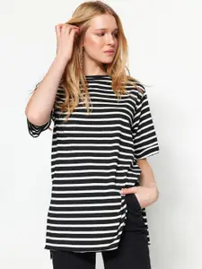 Trendyol Striped T-shirt