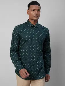 Turtle Standard Slim Fit Micro Ditsy Printed Pure Cotton Casual Shirt
