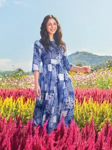 AURELIA Ethnic Motifs Printed Flared Straight Kurta