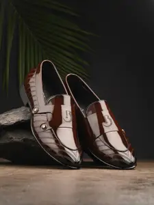 INVICTUS Men Textured Formal Slip On Shoes