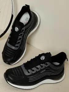 OZZOH Men Textured Lightweight Running Shoes