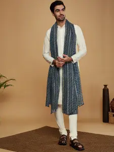 KISAH Mandarin Collar Straight  Kurta with Churidar & With Dupatta
