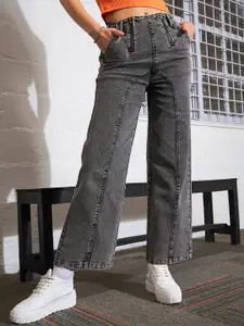 SASSAFRAS Women Straight Fit High-Rise Clean Look Light Fade Acid Wash Stretchable Jeans