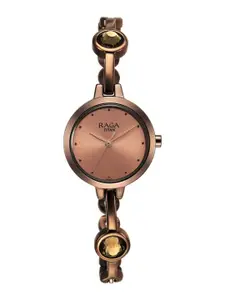 Titan Women Embellished Dial & Bracelet Style Straps Analogue Watch 2576QM01