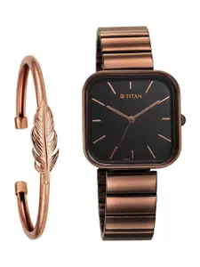 Titan Women Stainless Steel Bracelet Style Straps Analogue Watch 2715QM01F