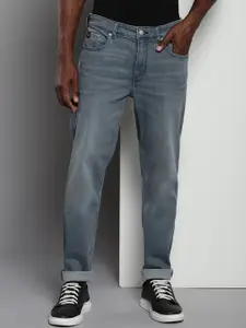 Calvin Klein Men Mid-Rise Clean Look Light Fade Stretchable Jeans