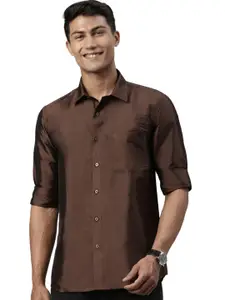 TATTVA Spread Collar Casual Shirt
