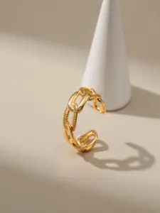 AQUASTREET Gold-Plated Textured Adjustable Finger Ring