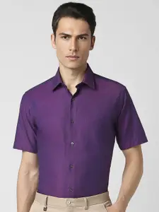 Van Heusen Textured Pure Cotton Spread Collar Casual Shirt