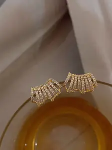 VAGHBHATT Gold-Plated Stone-Studded Studs Earrings