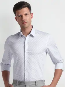 Arrow New York Slim Fit Geometric Printed Twill Spread Collar Cotton Formal Shirt