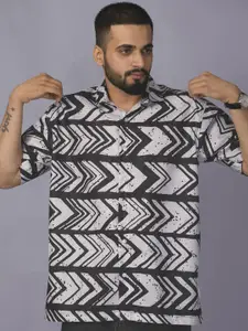 BROWN BROTHERS Spread Collar Relaxed Geometric Printed Casual Shirt
