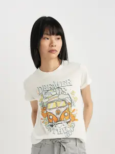 DeFacto Graphic Printed Round Neck Pure Cotton Casual T-shirt
