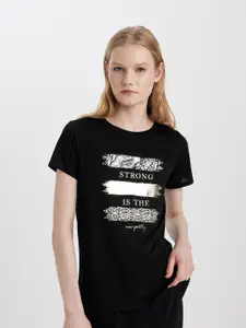 DeFacto Typography Printed T-shirt