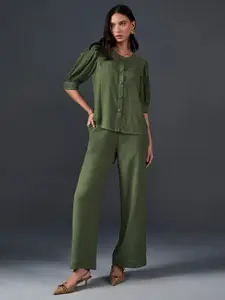 AND Puff Sleeves Top With Trousers