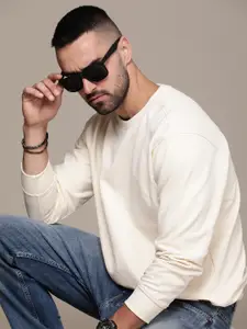 Roadster Men Solid Pullover Sweatshirt