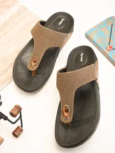 LEONCINO Men Textured Comfort Sandals