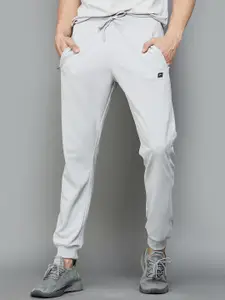 Fame Forever by Lifestyle Men Striped Slim-Fit Jogger