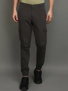 V-Mart Men Twill Weave Cotton Cargo Trousers