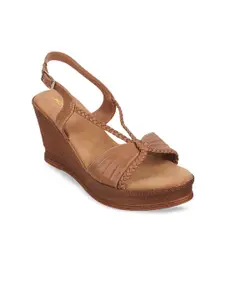 Mochi Wedge Sandals with Buckles
