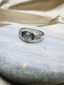 Arte Jewels 92.5 Sterling Silver CZ Studded Finger Ring