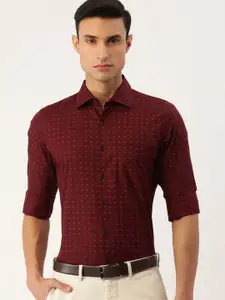 IVOC Men Slim Fit Opaque Printed Casual Shirt