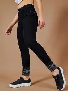 The Roadster Lifestyle Co Black Women Slim-Fit Clean Look Stretchable Jeans
