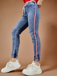 The Roadster Lifestyle Co. Women Blue Denim Clean Look Slim-Fit Jogger Jeans