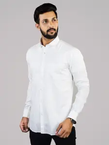 INDIAN THREADS Men Comfort Opaque Formal Shirt
