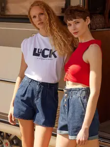 Trendyol Women Mid Rise Pure Cotton Denim Shorts