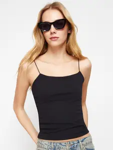 Trendyol Shoulder Straps Fitted Crop Top