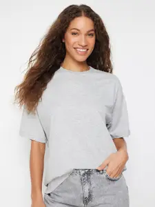 Trendyol Round Neck Drop-Shoulder Sleeves Cotton T-shirt