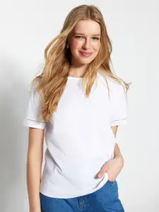 Trendyol Round Neck Cotton T-shirt