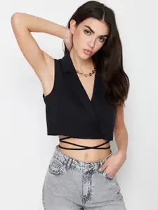 Trendyol Notched Lapel collar Sleeveless Crop Top