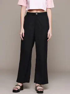 The Roadster Lifestyle Co. Women Pleated Shorts