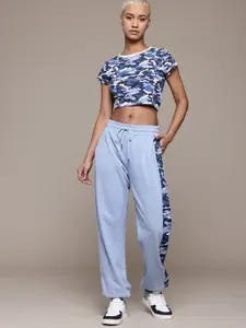 The Roadster Lifestyle Co. Women Camouflage T-shirt and Joggers Co-Ord Set