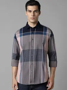 Louis Philippe Jeans Men Slim Fit Opaque Checked Casual Shirt