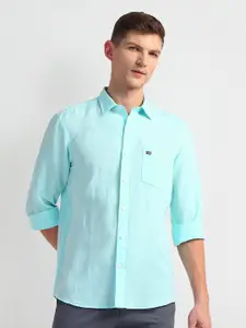 Arrow Sport Men Slim Fit Opaque Casual Shirt