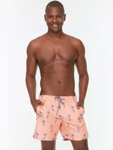 Trendyol Men Floral Printed Regular Fit